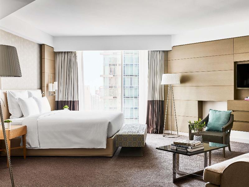 Pullman Doha West Bay image