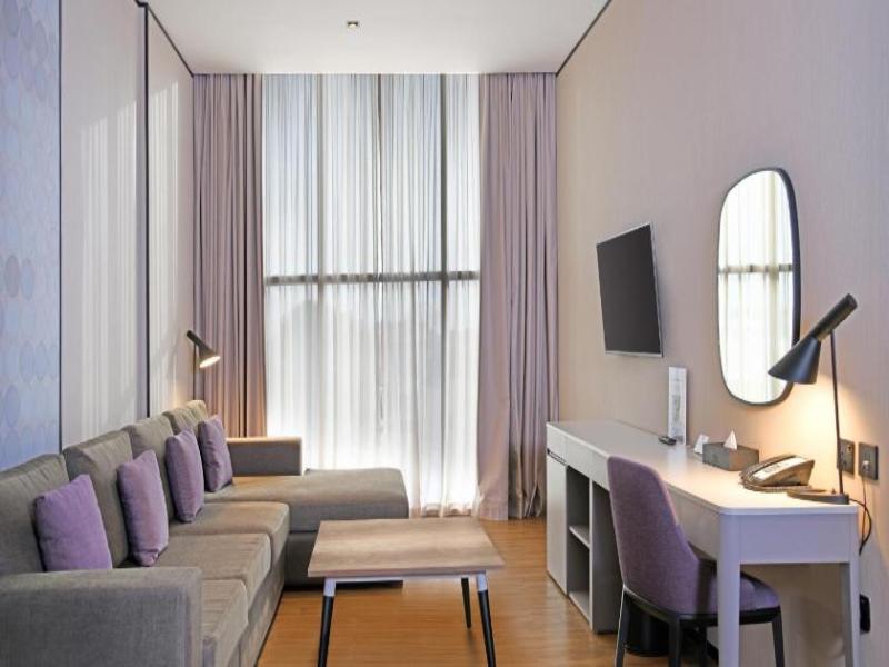 Lemon Tree Hotel Jumeirah, Dubai image