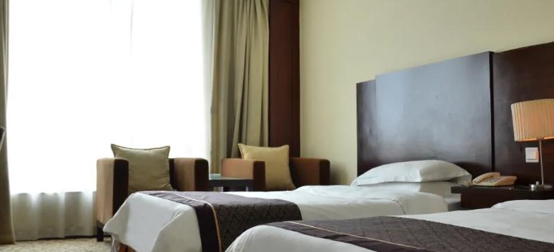 Huatian Century Hotel 3
