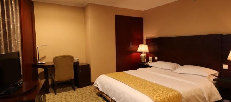 Huatian Century Hotel 5