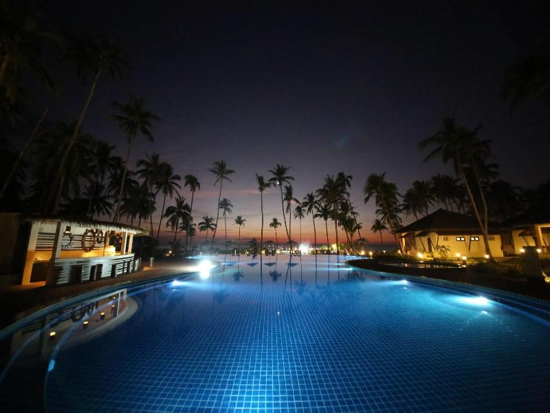 Eskala Hotels Resorts Ngwe Saung image