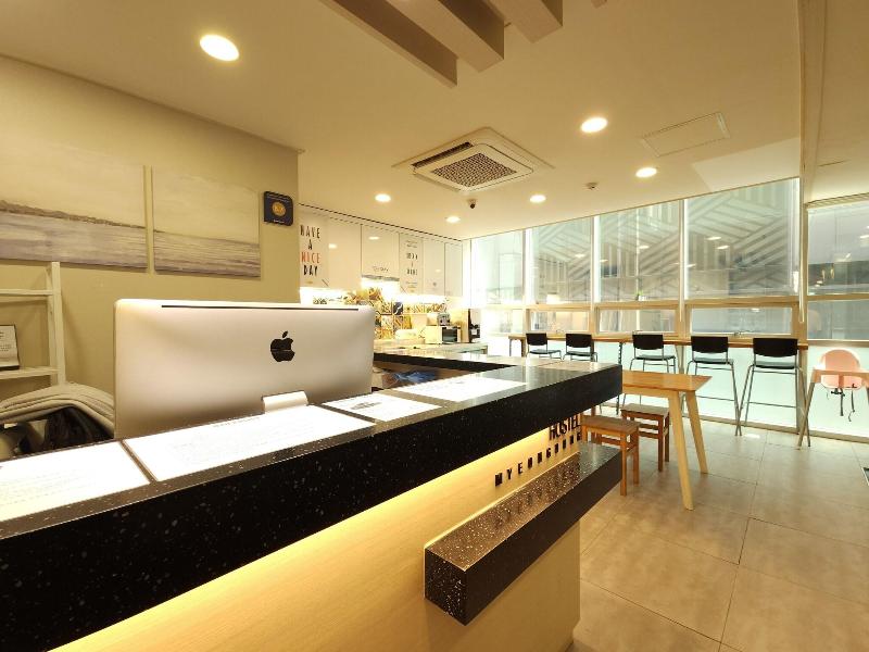 OYO Hostel Myeongdong 1 image