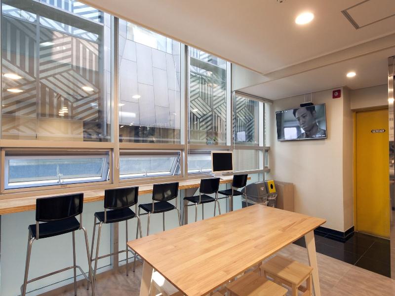 OYO Hostel Myeongdong 1 image