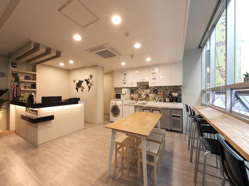 OYO Hostel Myeongdong 1 image