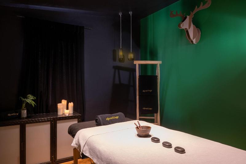 Assemblage boutique hotel image