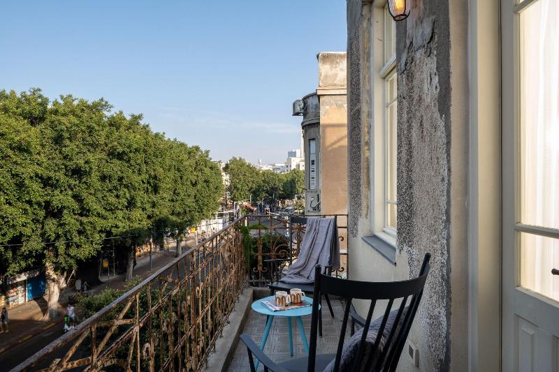 Assemblage boutique hotel image