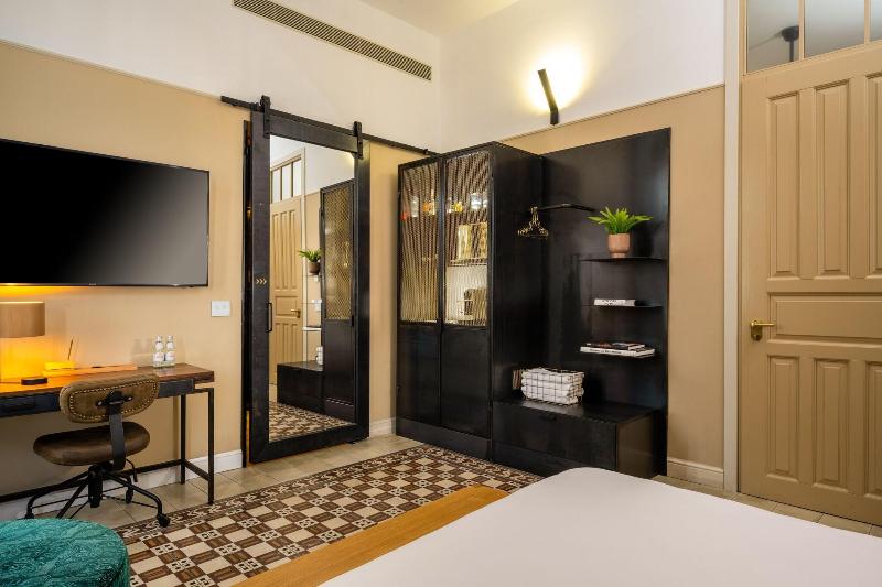Assemblage boutique hotel image