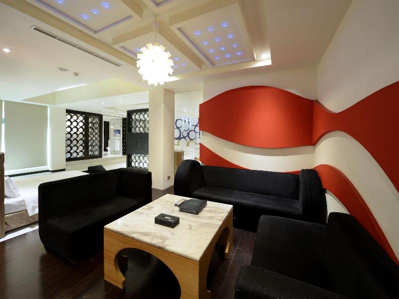 Ohya Boutique Motel Shin Ying Branch image