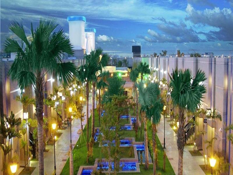 M Garden Business Hotel image