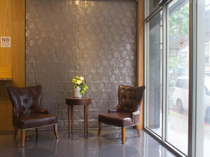 The Koos Hotel Dahu image