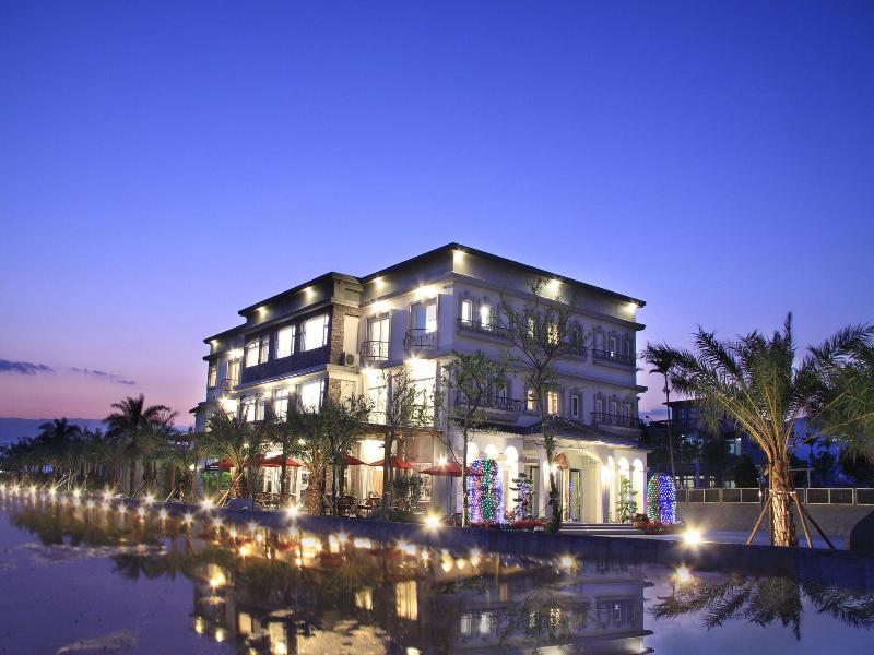 Spring Fountain Hotel image