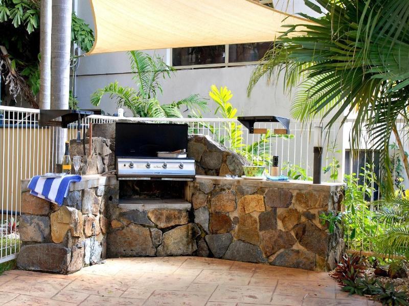 Coral Sea Vista Apartments image