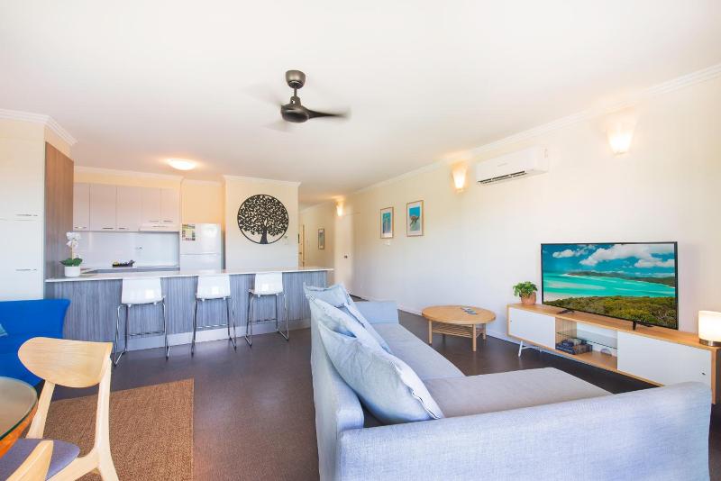 Coral Sea Vista Apartments image