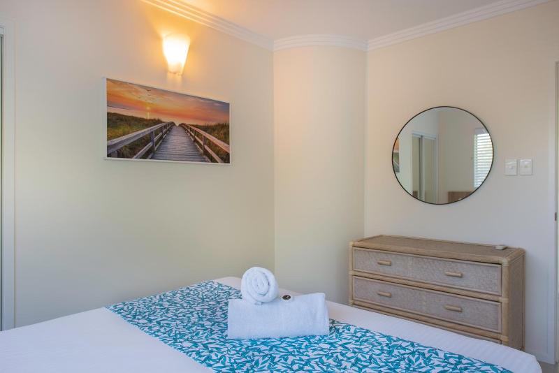 Coral Sea Vista Apartments image