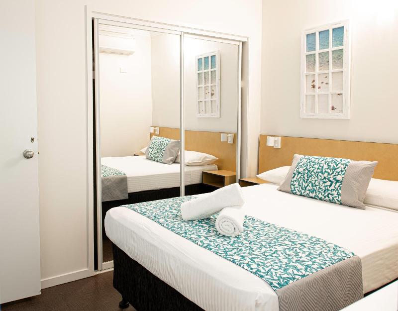 Coral Sea Vista Apartments image