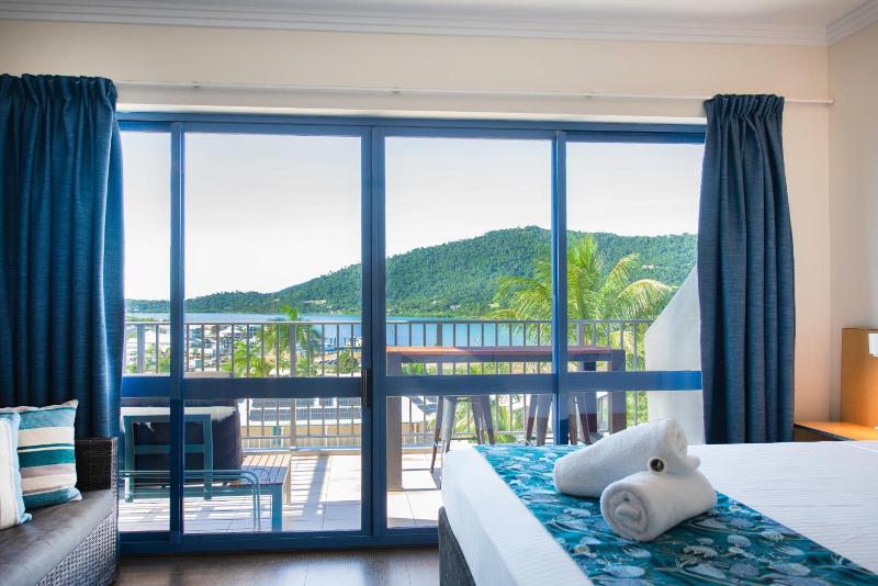 Coral Sea Vista Apartments image