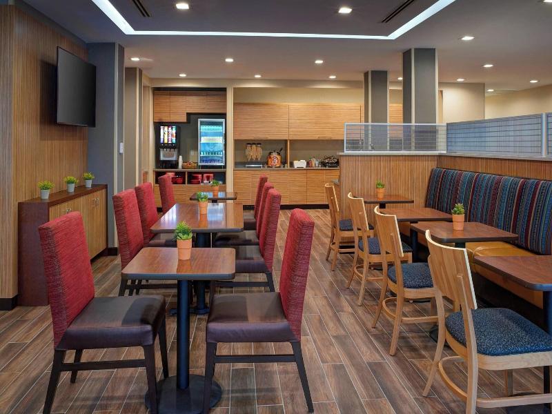 Towneplace Suites Grand Rapids Airport