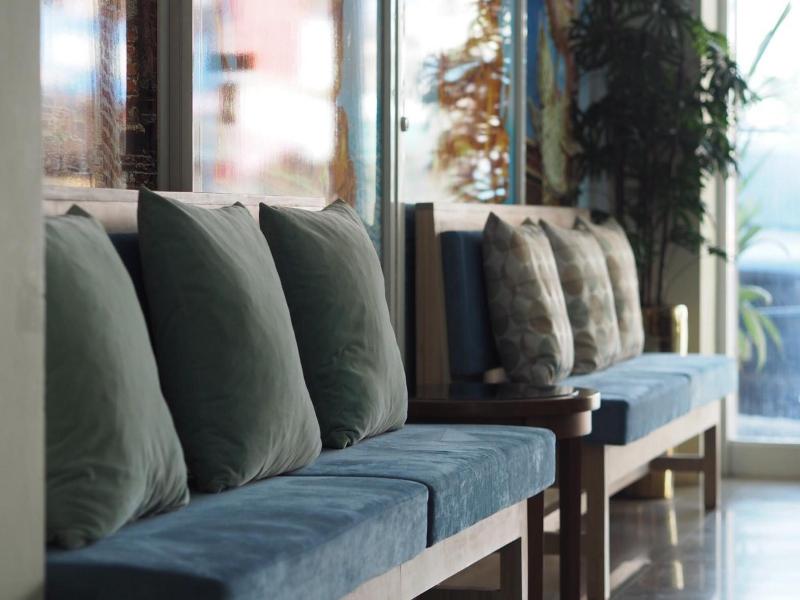 Phromsuk Place Hotel image