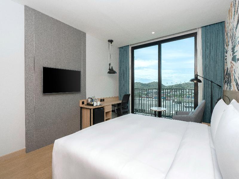 Holiday Inn & Suites Siracha Laemchabang image