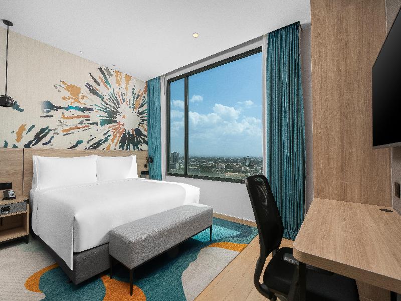 Holiday Inn & Suites Siracha Laemchabang image