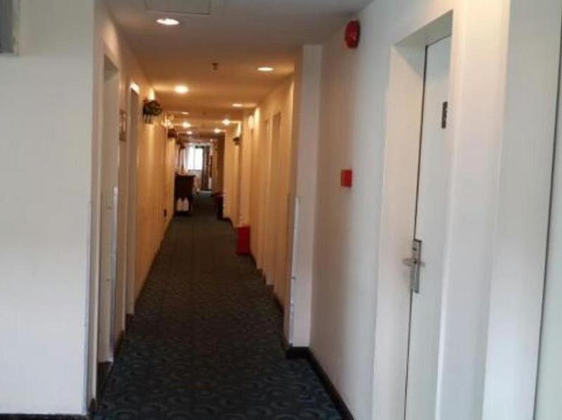 7 Days Inn Jiangmen 1St Gangkou Road Phoenix Mount