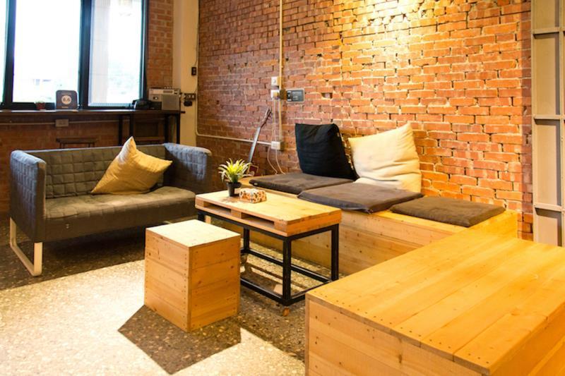 Lane62 Hostel image
