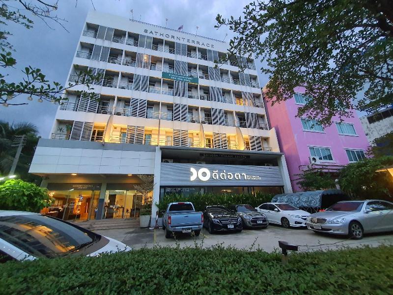 Sathorn Terrace Apartment image