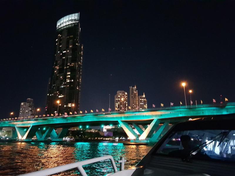 Sathorn Terrace Apartment image