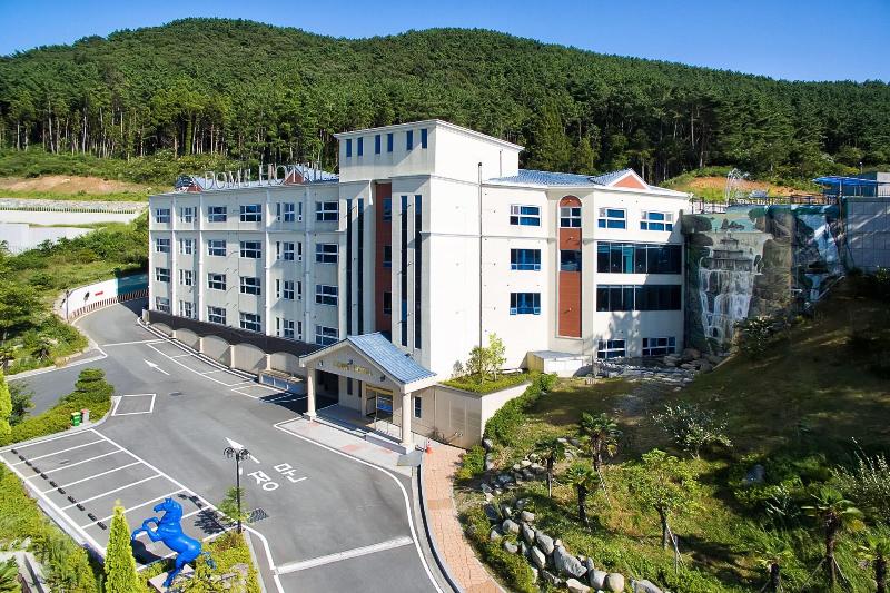 Dome Hotel Geoje photo 2