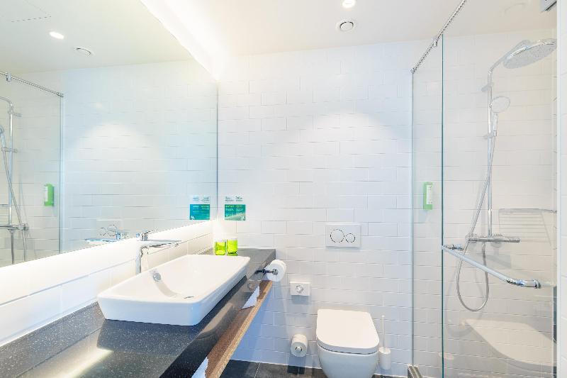 Clarion Hotel Vienna South image