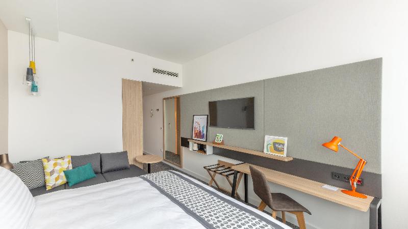 Clarion Hotel Vienna South image