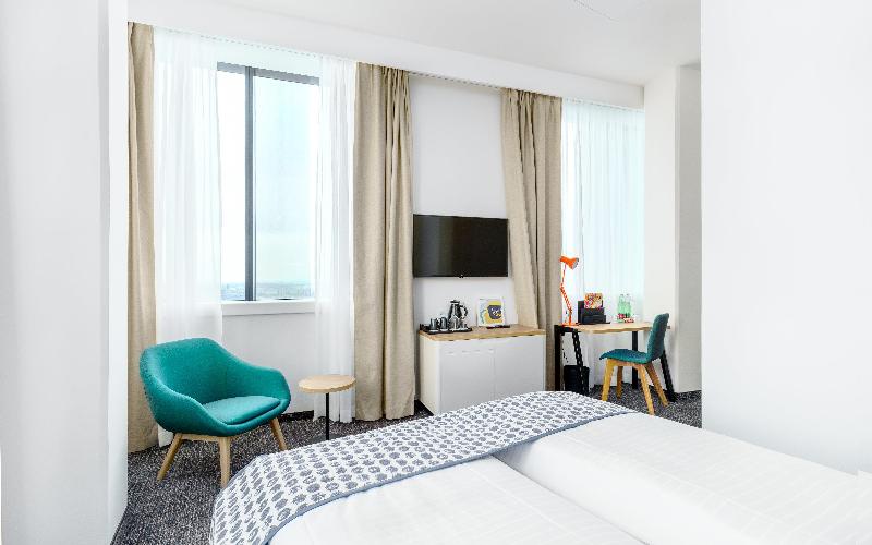Clarion Hotel Vienna South image