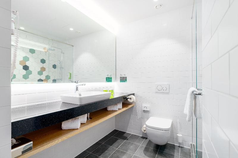 Clarion Hotel Vienna South image