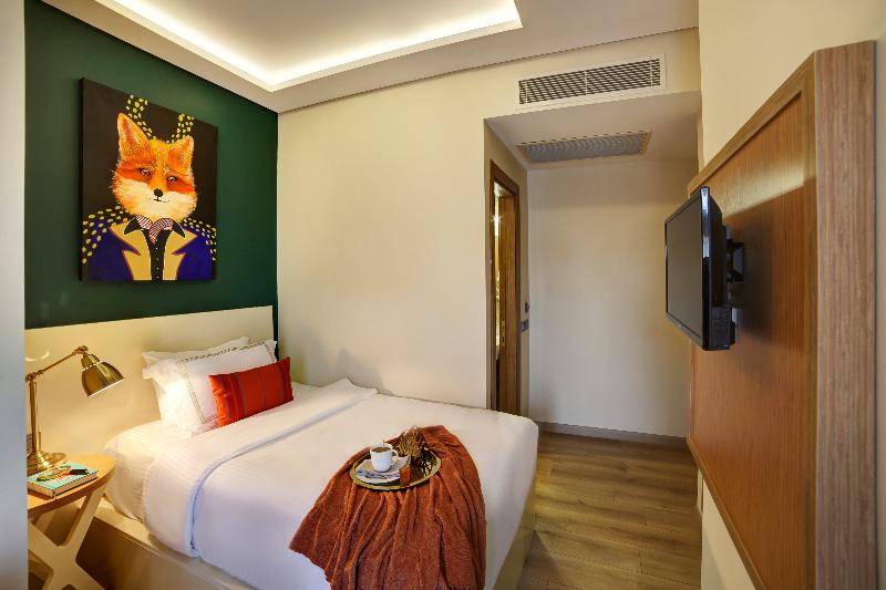 The Fox Hotel image