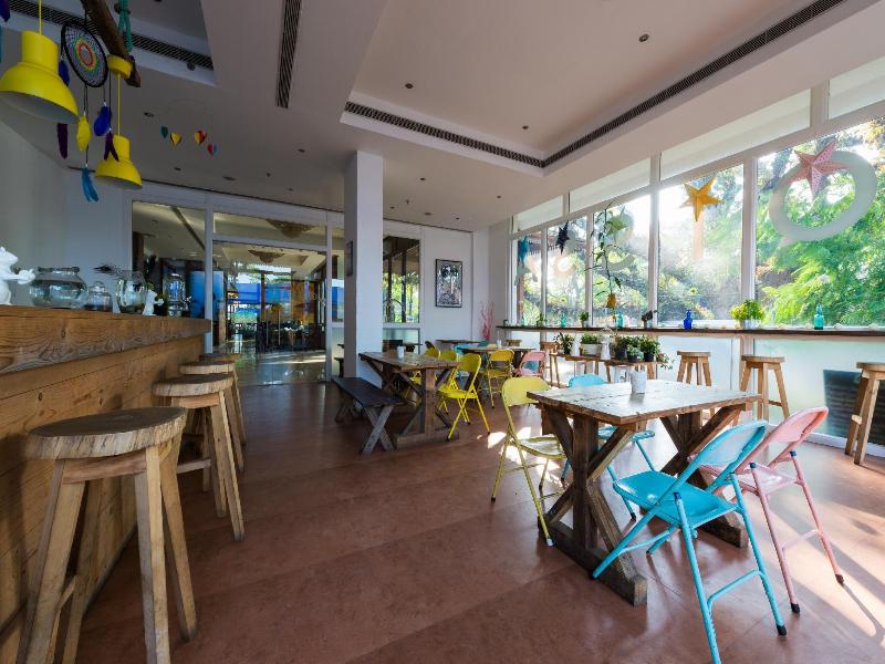 No 18 Hotel image