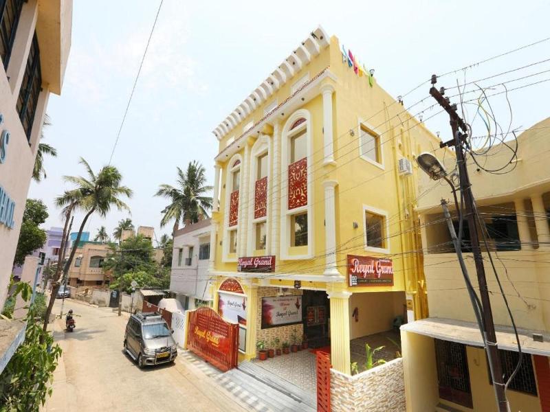 Royal Grand Hotel Tambaram image