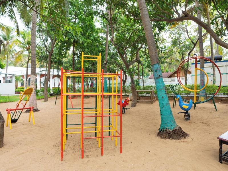 Shelter Beach Resort Ecr image