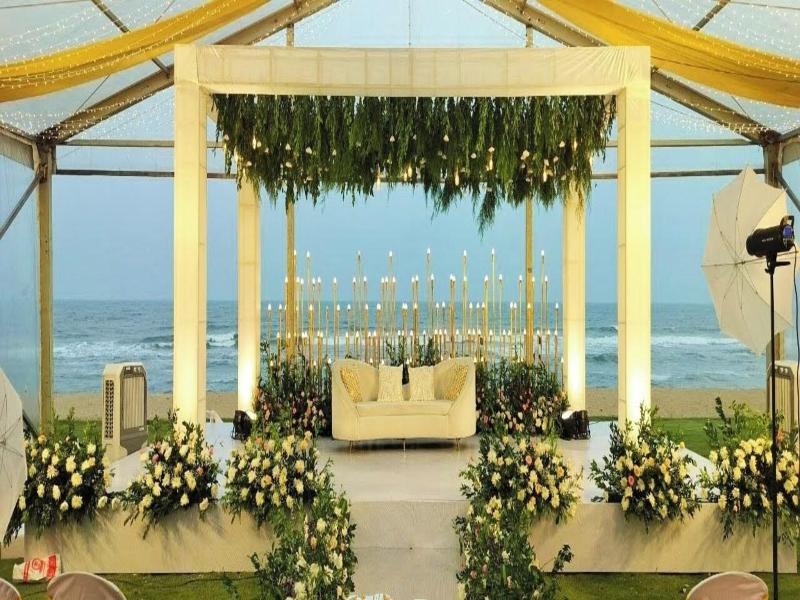 Shelter Beach Resort Ecr image