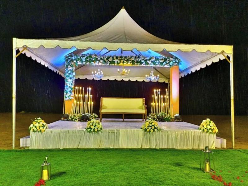 Shelter Beach Resort Ecr image