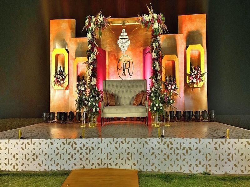 Shelter Beach Resort Ecr image