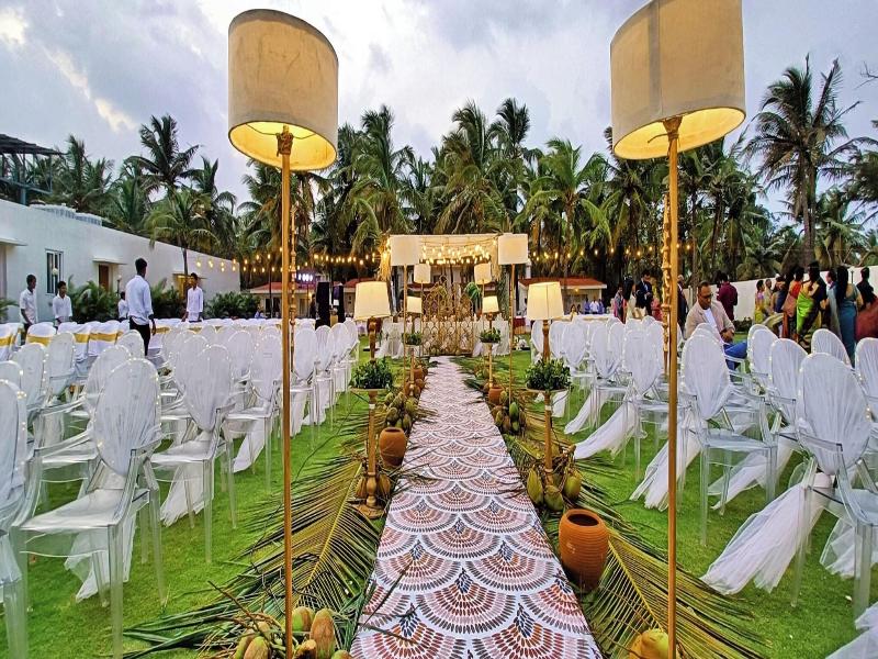 Shelter Beach Resort Ecr image
