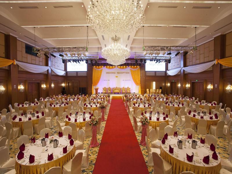 Sky Star Hotel image