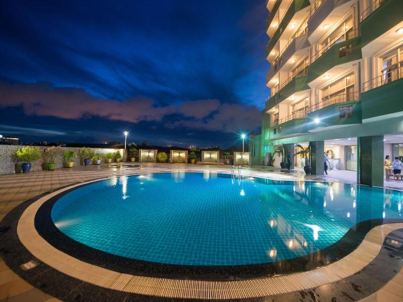 Sky Star Hotel image