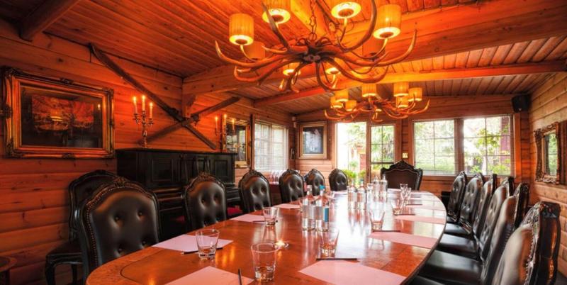 Crazy Bear Hotel Stadhampton image
