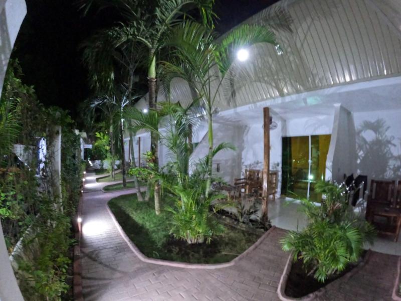 Alona Gecko Inn image