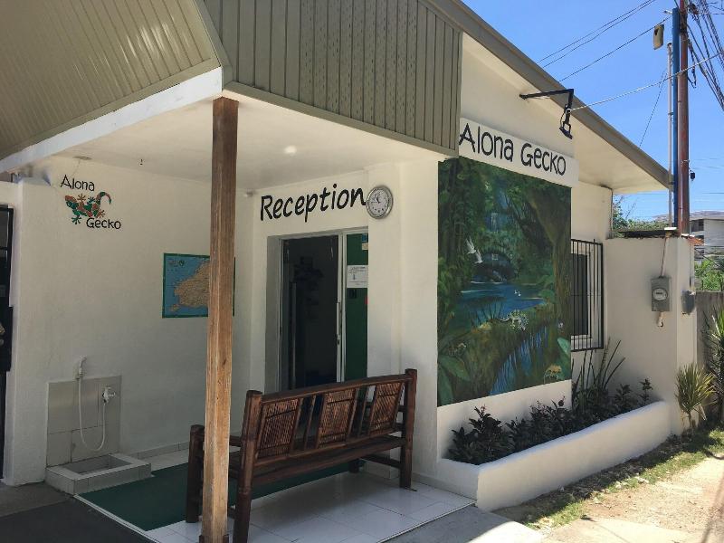 Alona Gecko Inn image