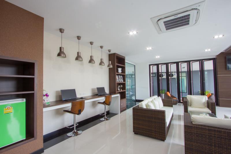 Siva Royal Hotel image
