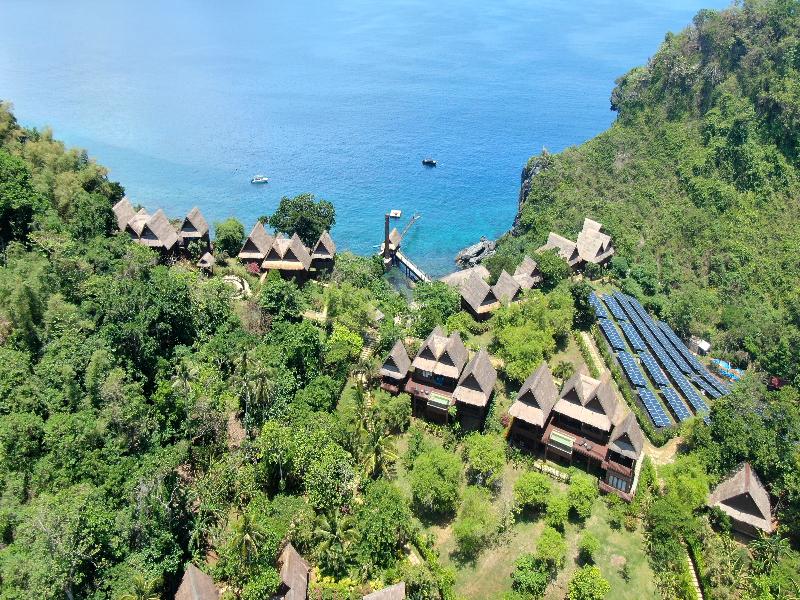 Cauayan Boutique Private Island — general view