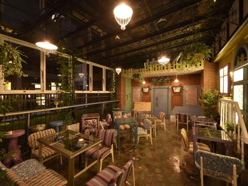 Dg Hotel image