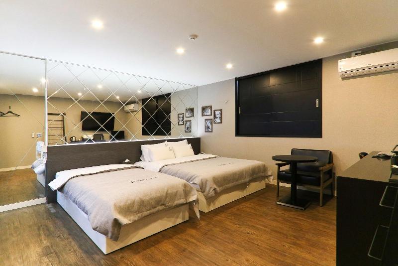 LOUIS Hotel Sasang image